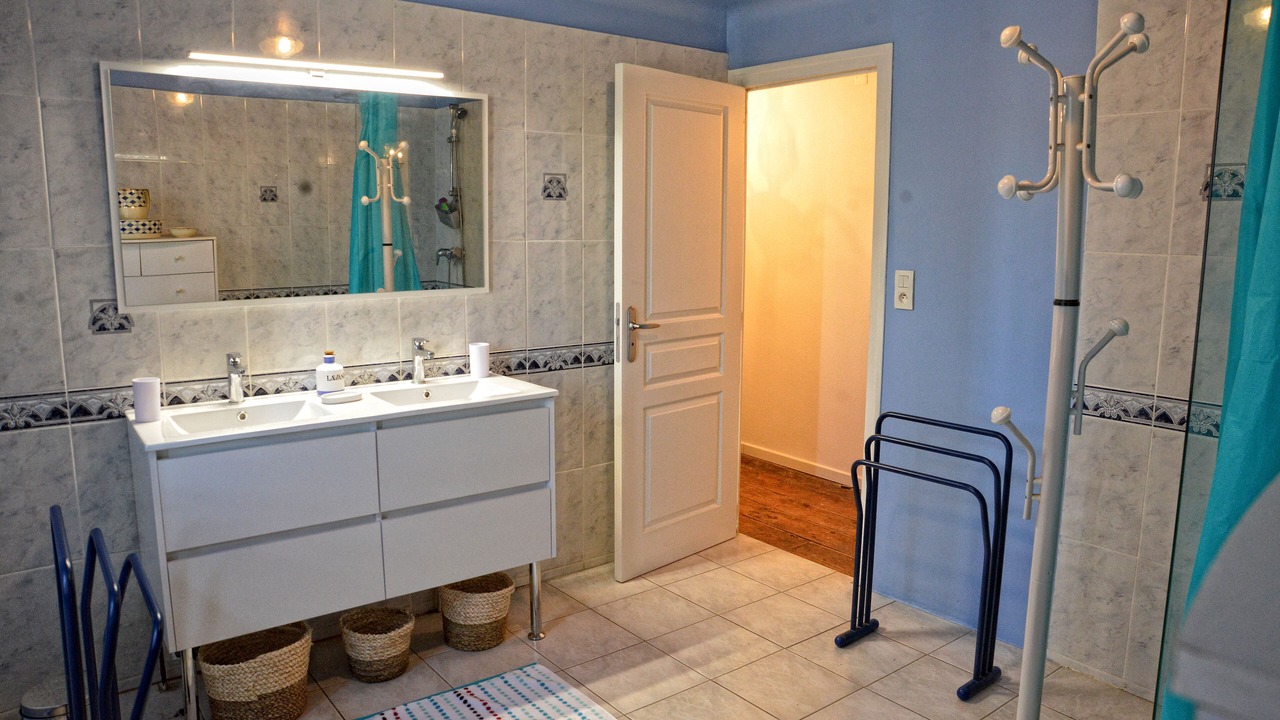 Photo of Bathroom in Pardies