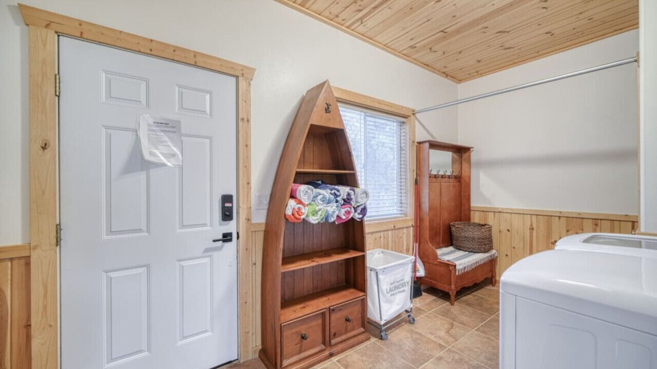 Photo of Bedroom in Island Park