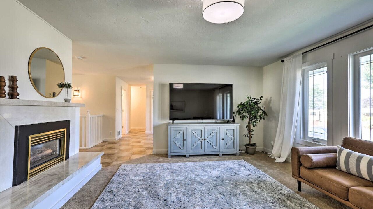 Photo of Livingroom in Idaho Falls