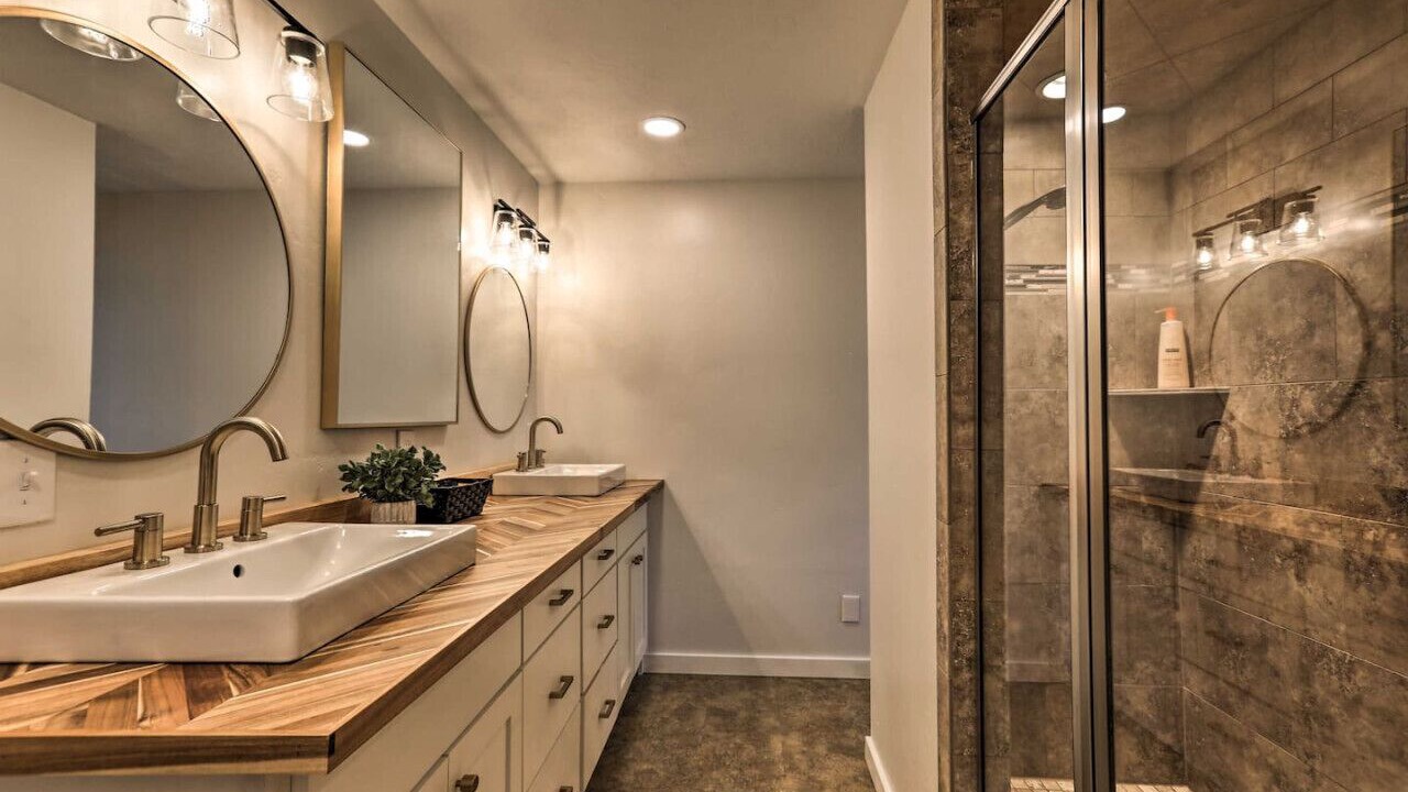 Photo of Bathroom in Idaho Falls