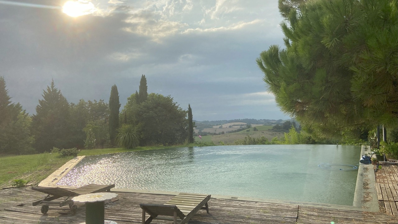 Photo of Outdoor in Ambax