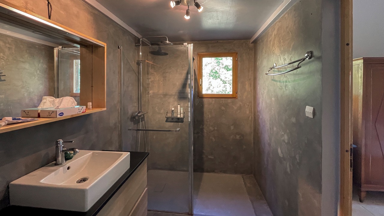 Photo of Bathroom in Ambax