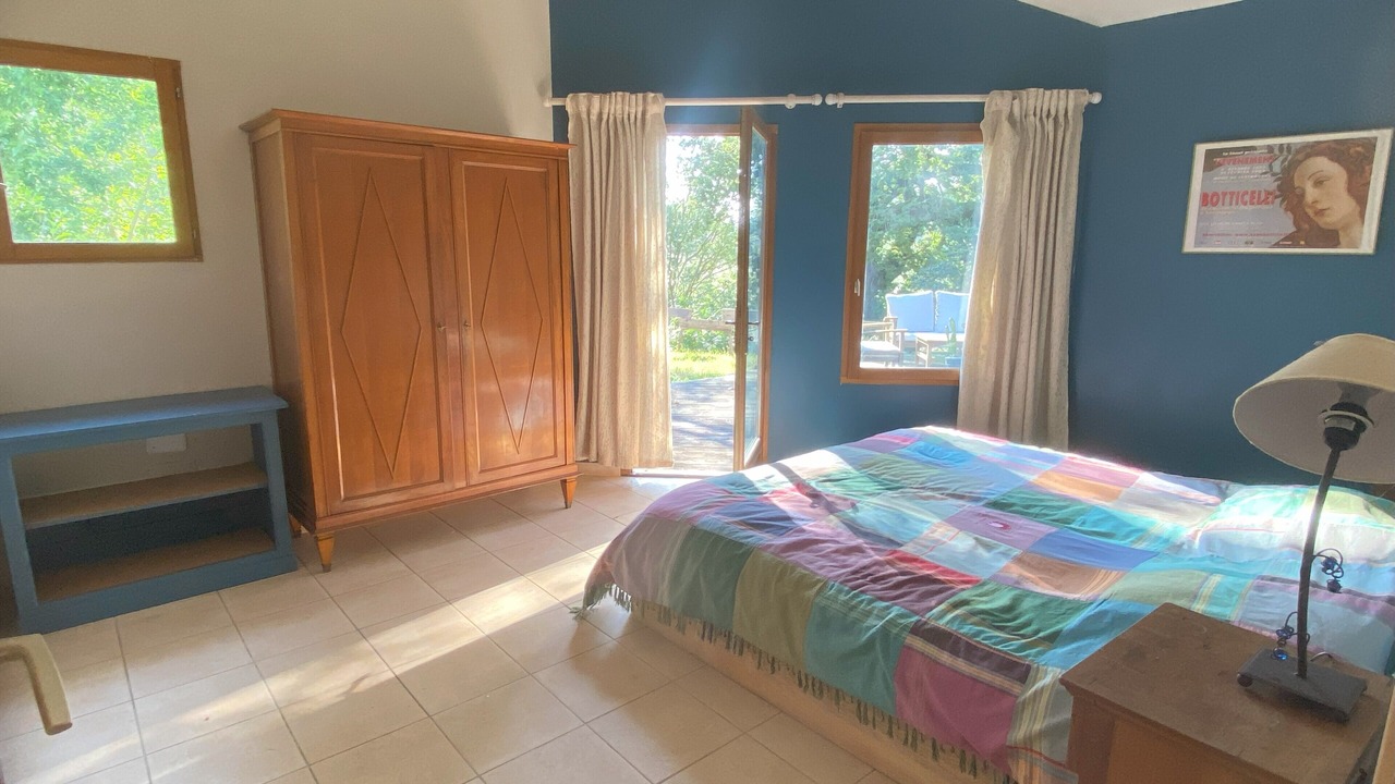 Photo of Bedroom in Ambax