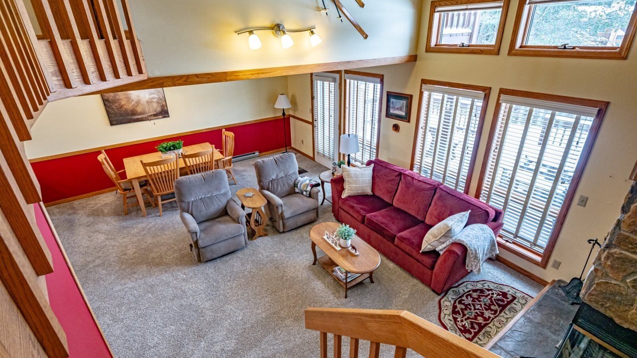 Photo of Livingroom in Davis