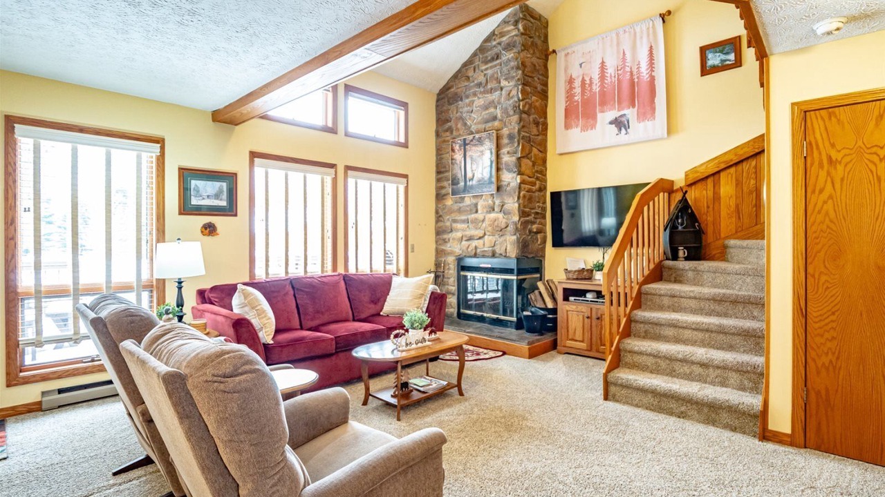 Photo of Livingroom in Davis