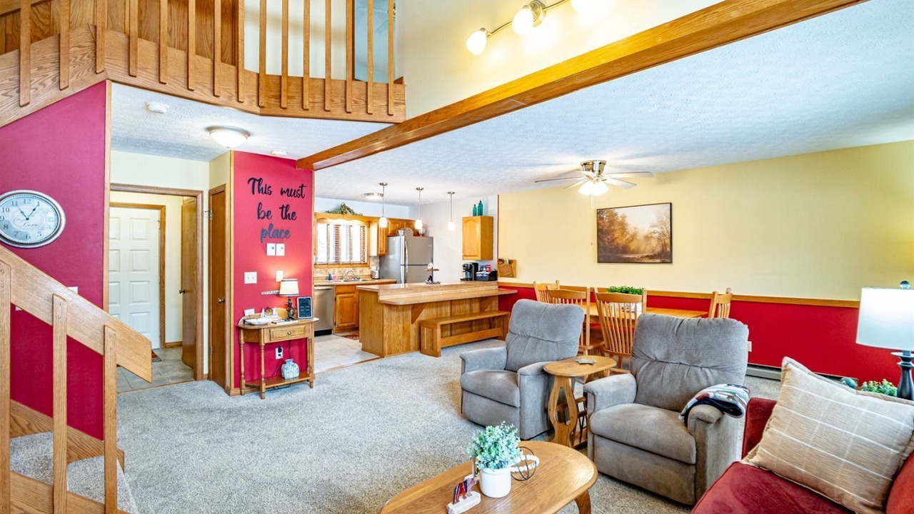 Photo of Livingroom in Davis