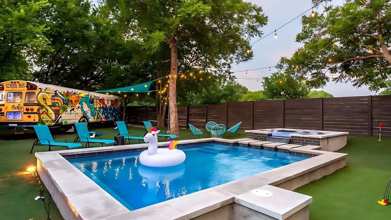 Photo of Outdoor in Govalle