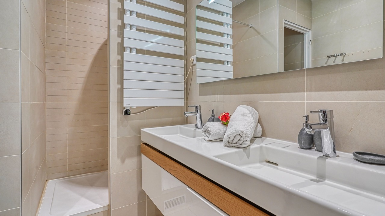 Photo of Bathroom in Odeon