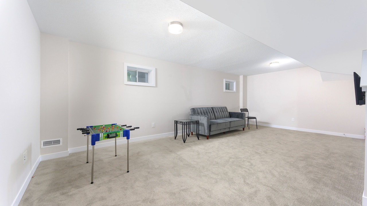 Photo of Bedroom in Ottawa Division