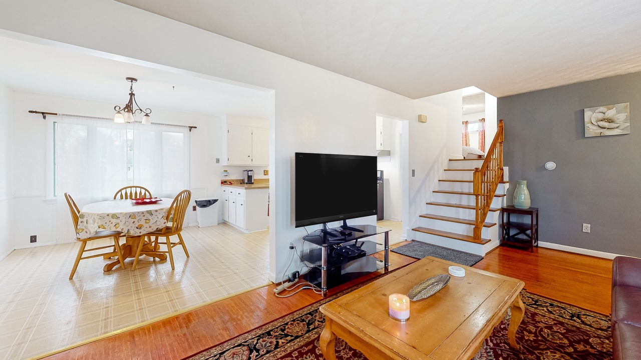 Photo of Livingroom in Rochester