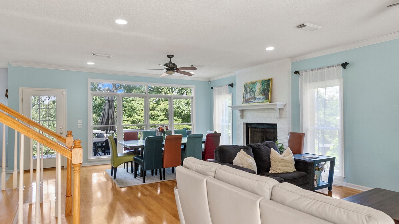 Photo of Livingroom in Northport