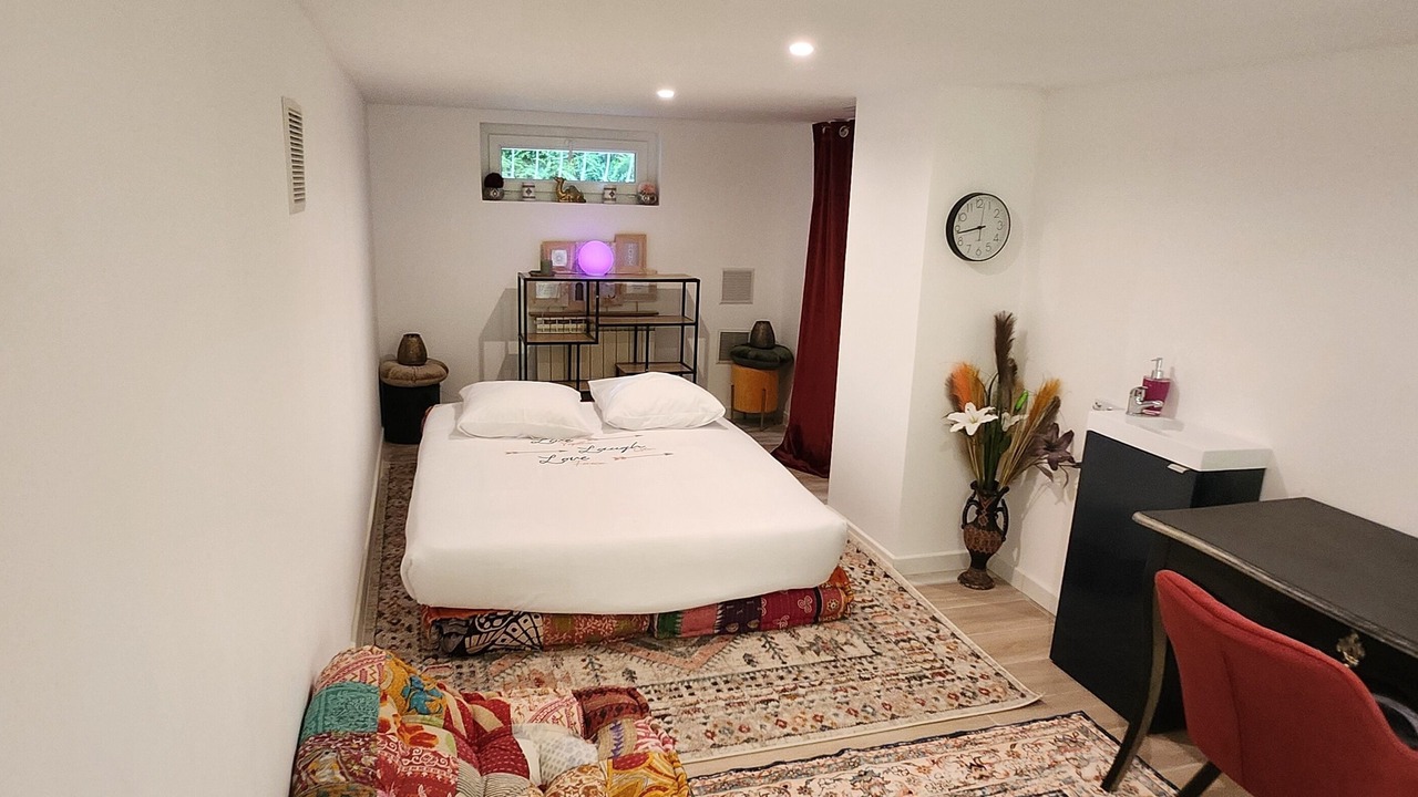Photo of Bedroom in Lamorlaye