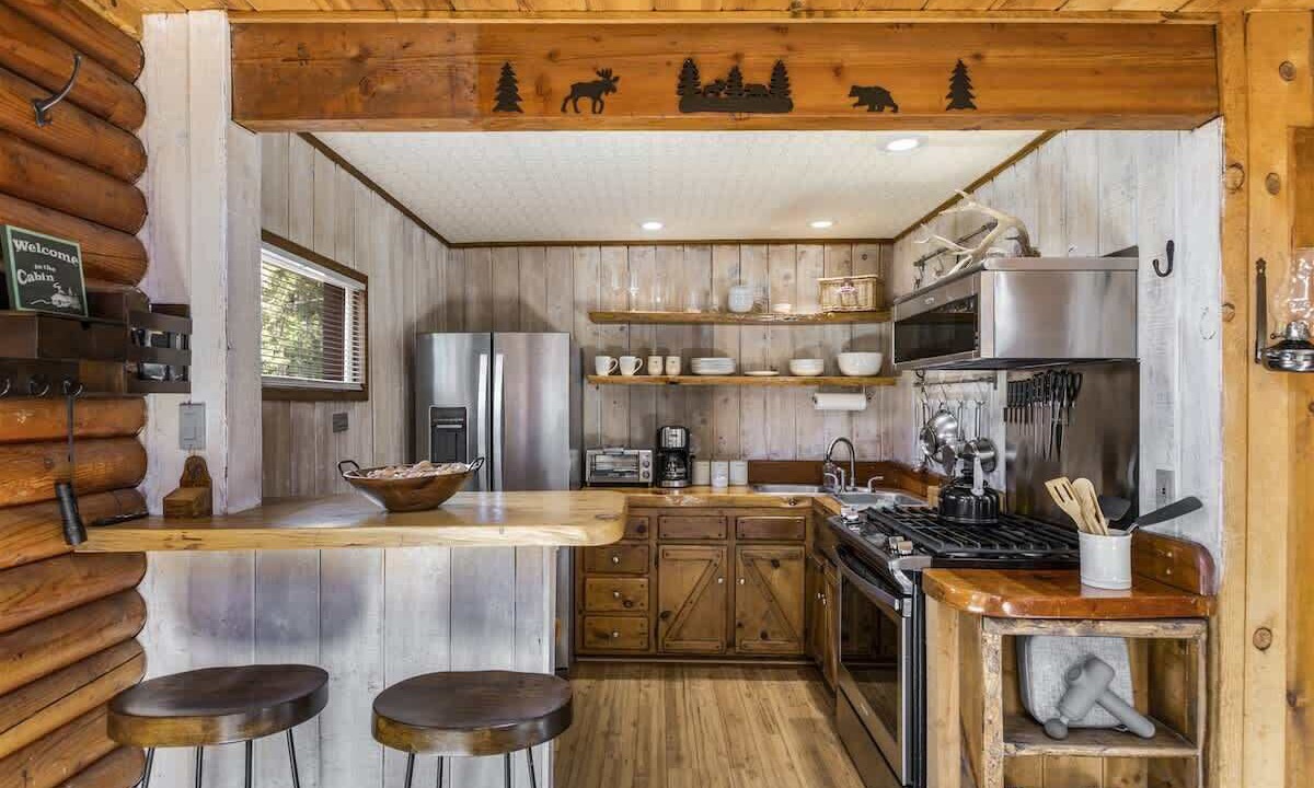 Photo of Kitchen in Idyllwild