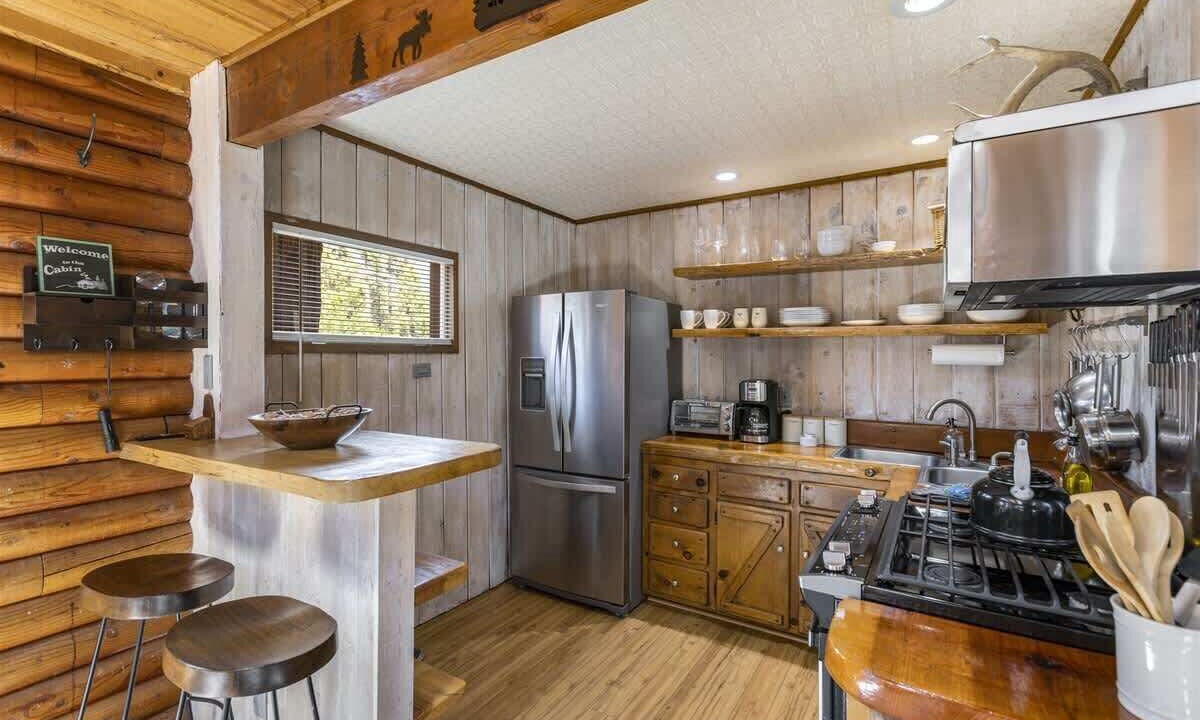 Photo of Kitchen in Idyllwild