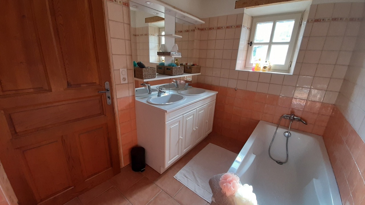 Photo of Bathroom in Jaujac