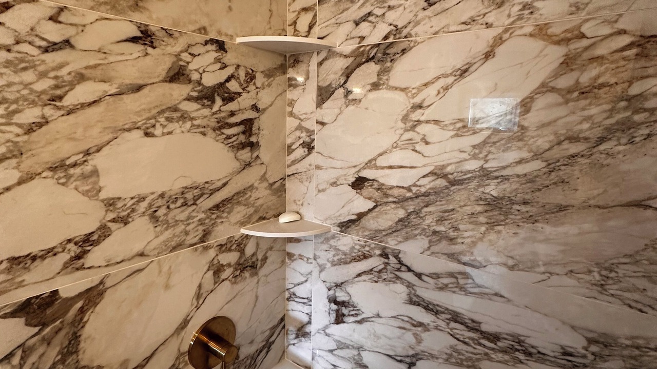 Photo of Bathroom in Fishers Landing