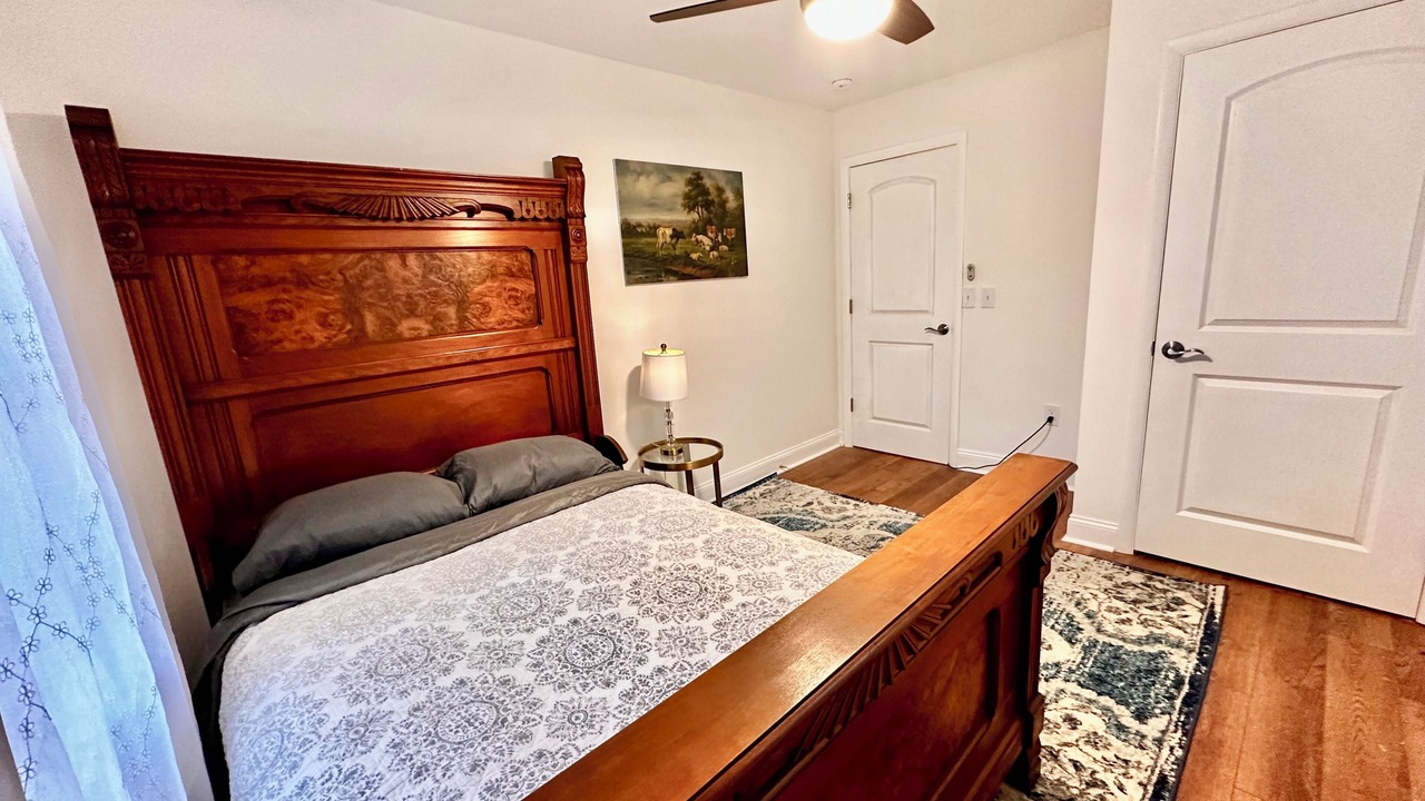 Photo of Bedroom in Fishers Landing