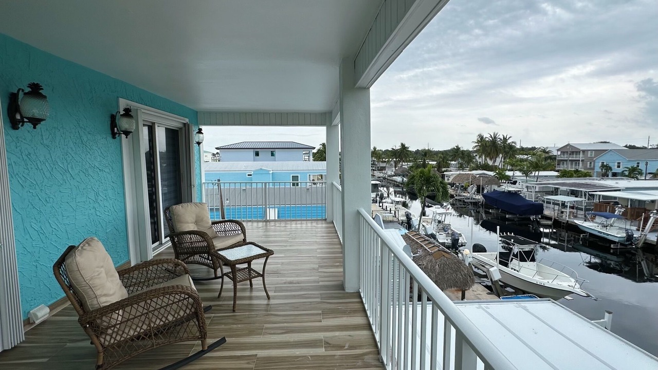 Photo of Patio Balcony in Twin Lakes