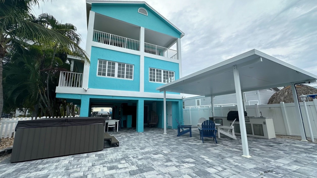 Photo of Patio Balcony in Twin Lakes