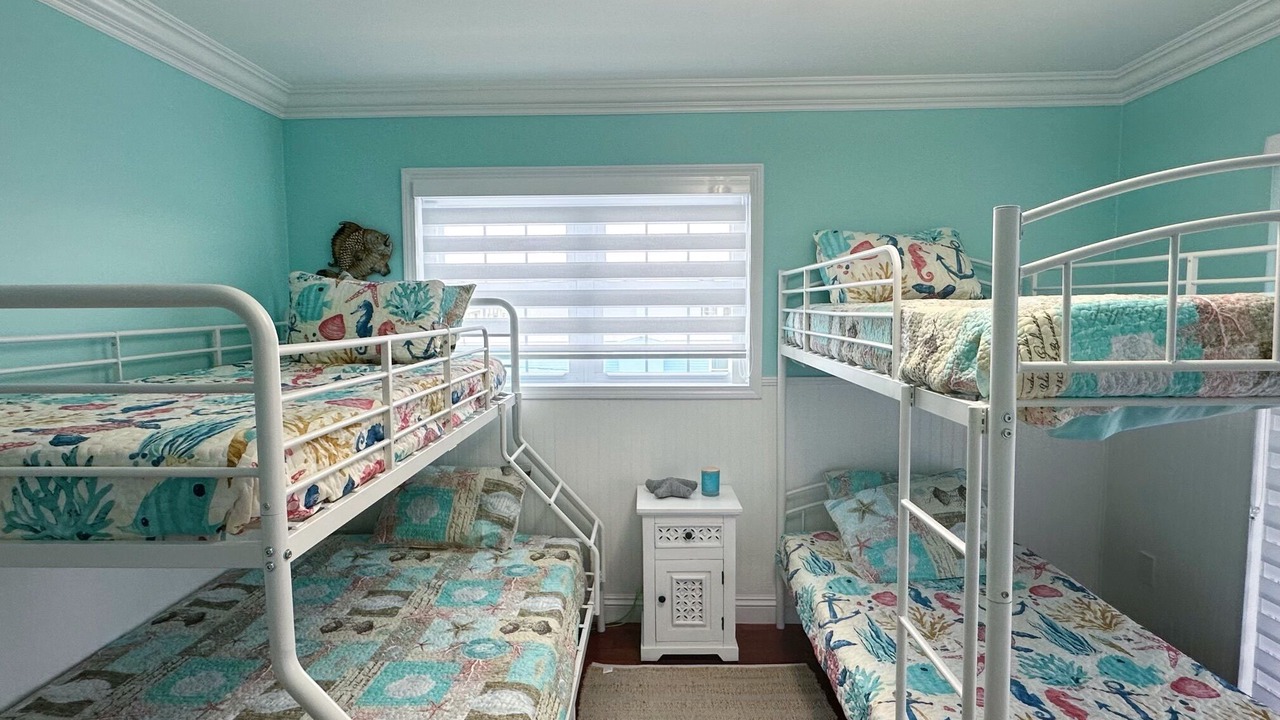 Photo of Bedroom in Twin Lakes