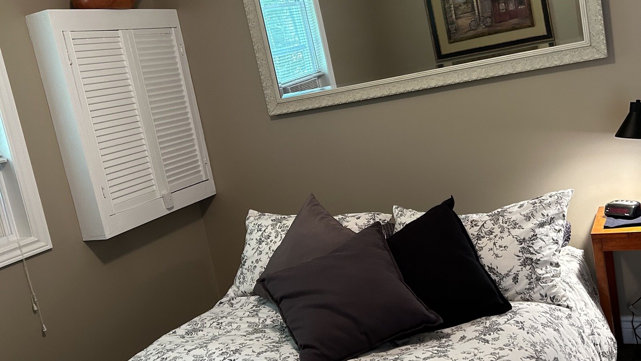 Photo of Bedroom in Perry