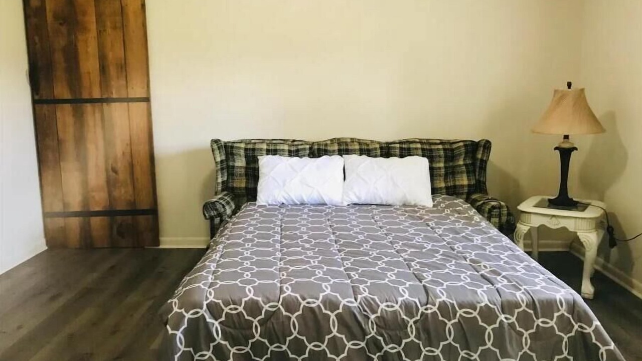 Photo of Bedroom in Donner