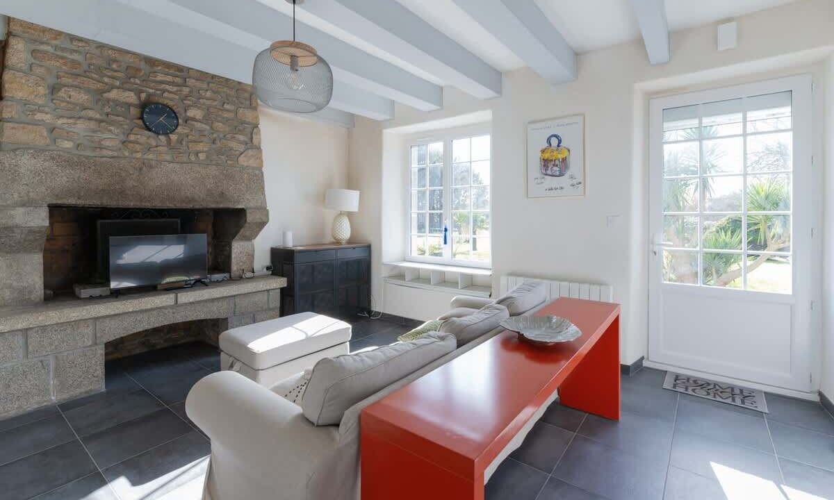 Photo of Livingroom in Landunvez