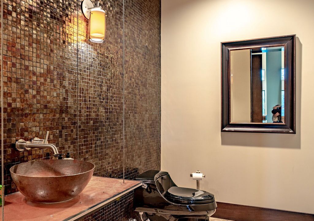 Photo of Bathroom in Crawford
