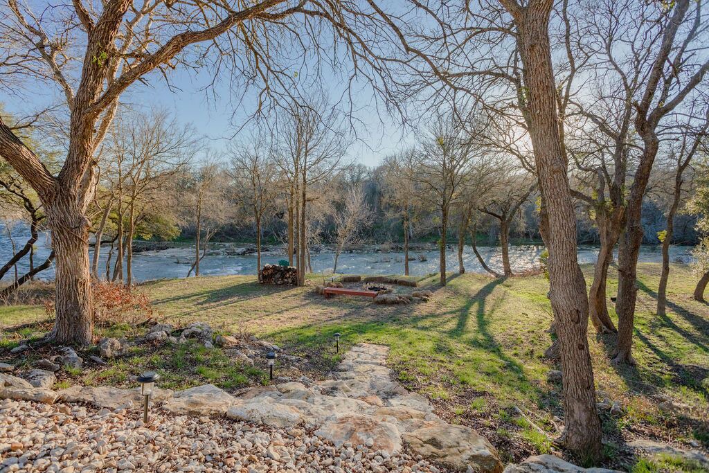 Photo of Outdoor in Crawford