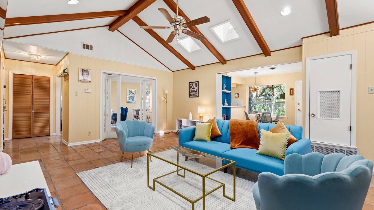 Photo of Bedroom in North San Antonio - SAT