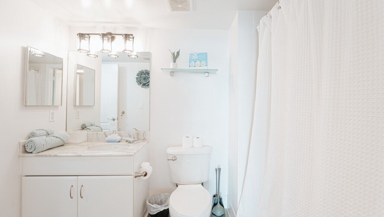 Photo of Bathroom in Brickell