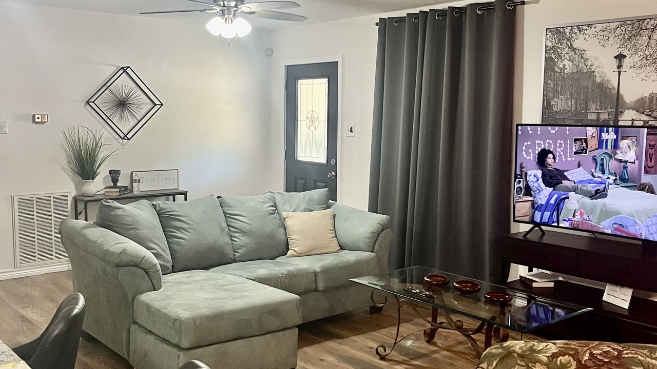 Photo of Livingroom in Seguin