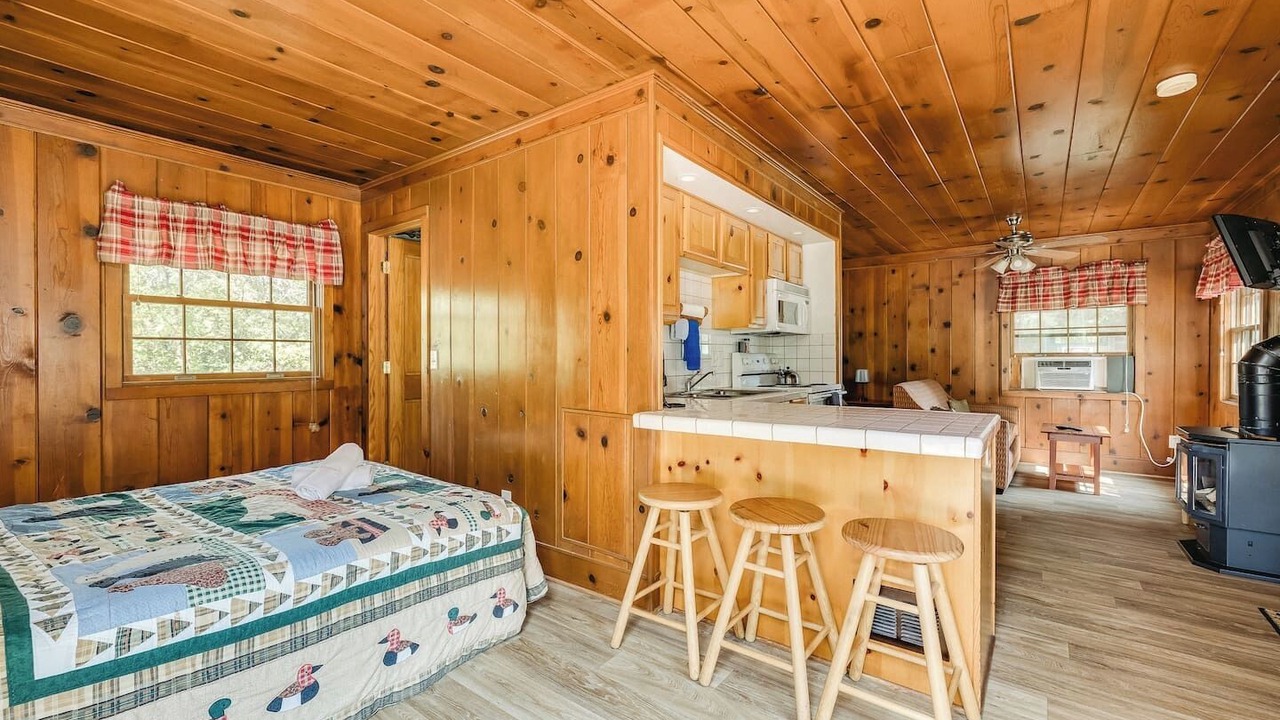 Photo of Bedroom in Taylors Falls
