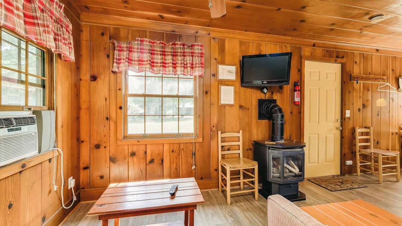 Photo of Livingroom in Taylors Falls