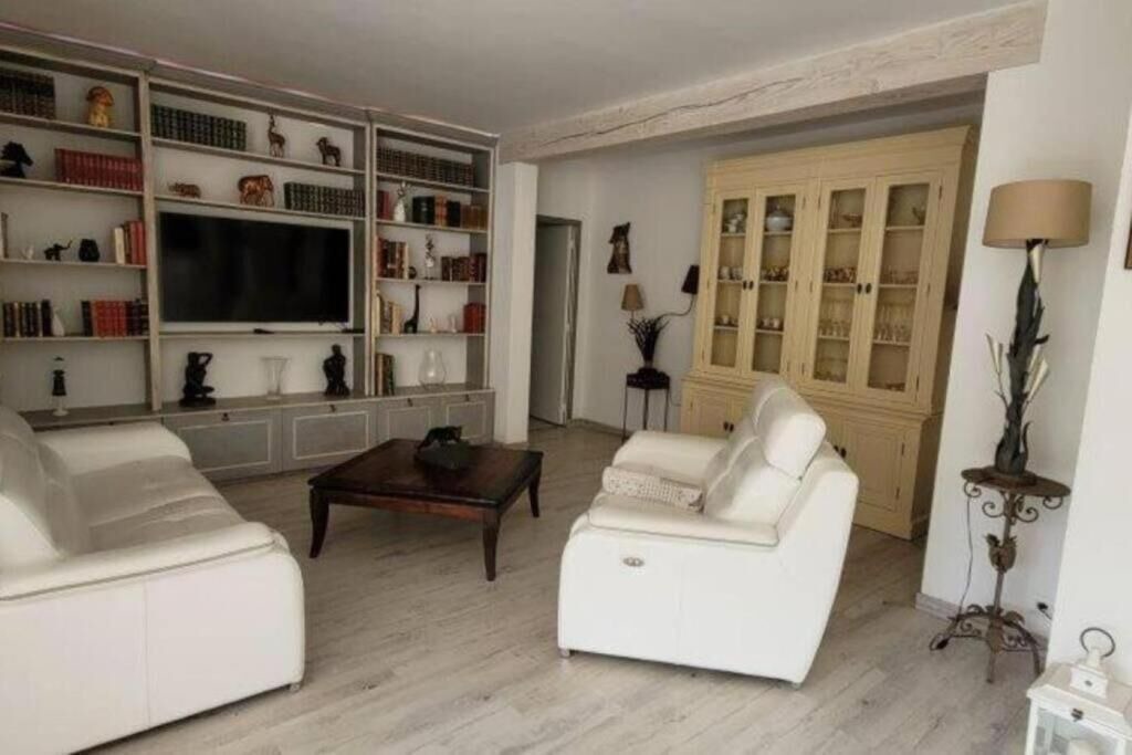 Photo of Livingroom in Ornaisons