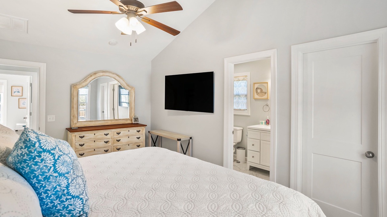 Photo of Bedroom in Mossy Oaks