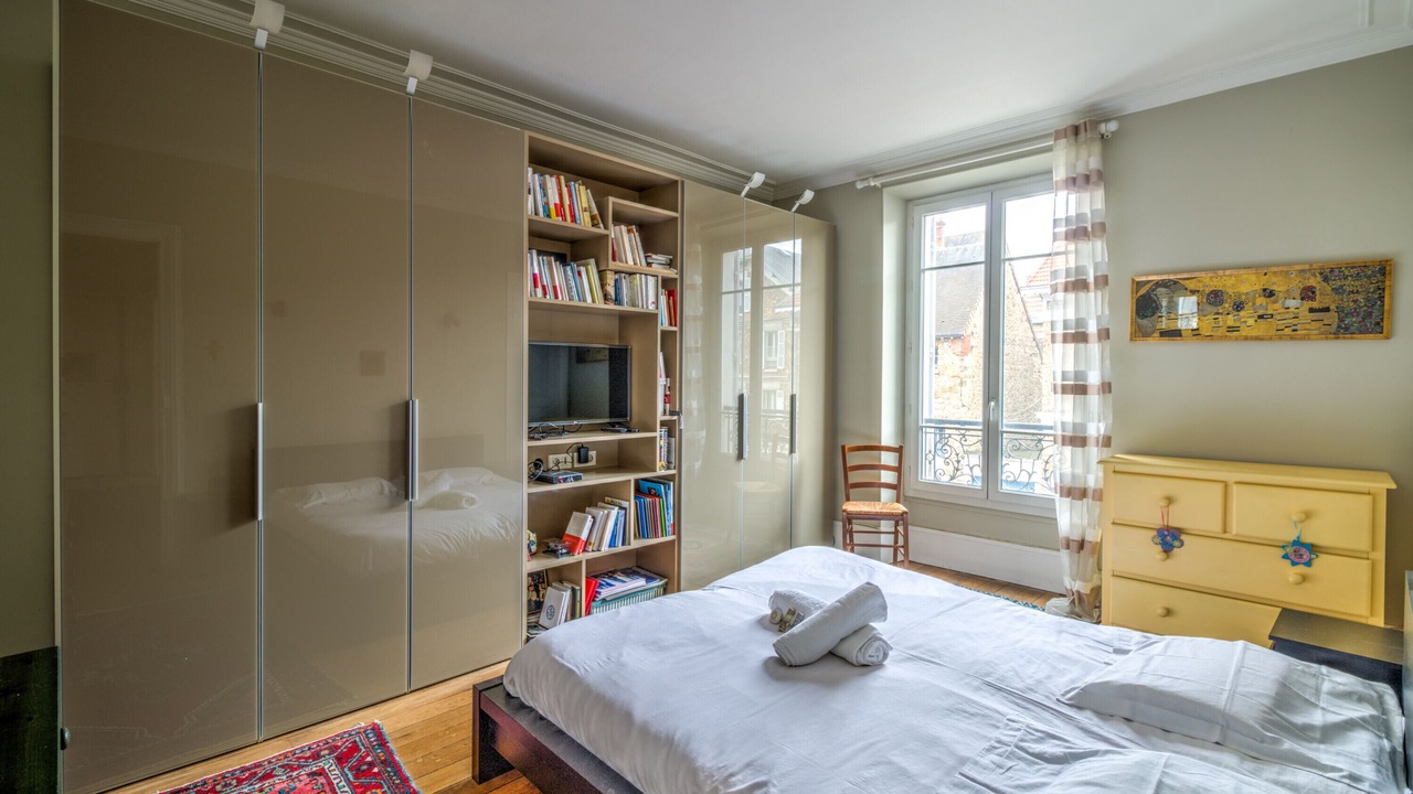 Photo of Bedroom in Le Chesnay