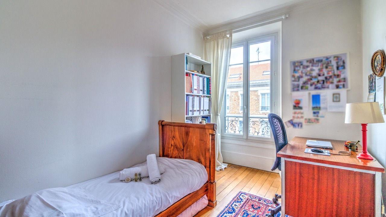 Photo of Bedroom in Le Chesnay