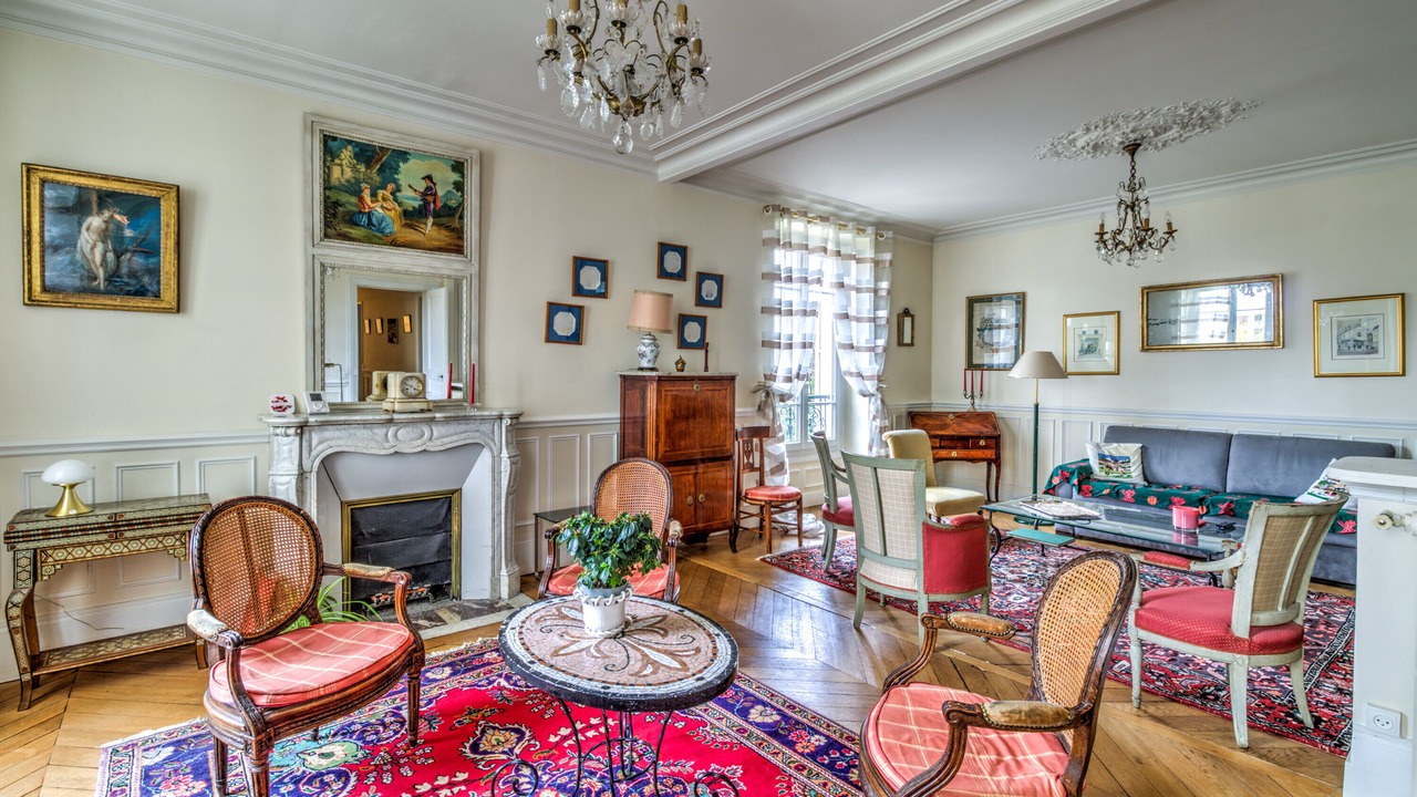 Photo of Livingroom in Le Chesnay