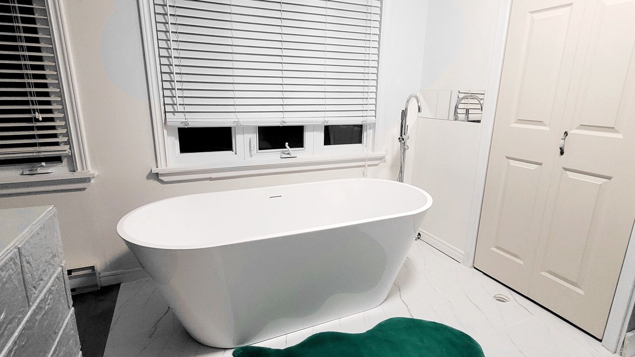 Photo of Bathroom in Rosedale