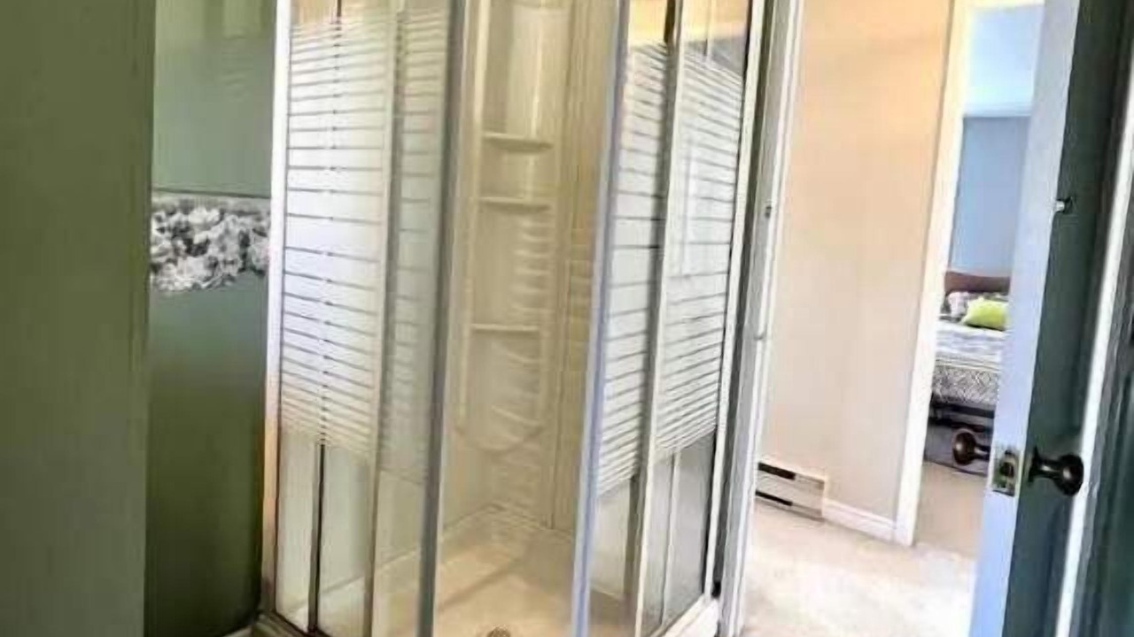 Photo of Bathroom in Rosedale