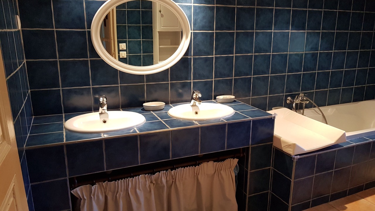 Photo of Bathroom in Montmeyran