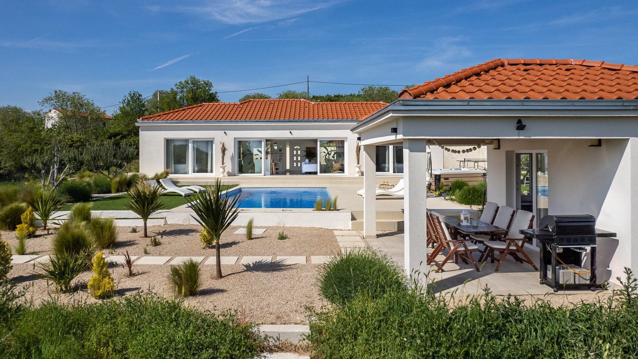Photo of Outdoor in Velim