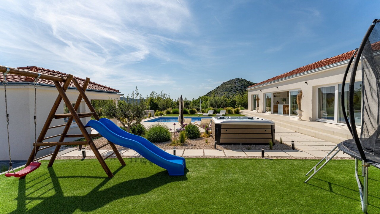 Photo of Outdoor in Velim