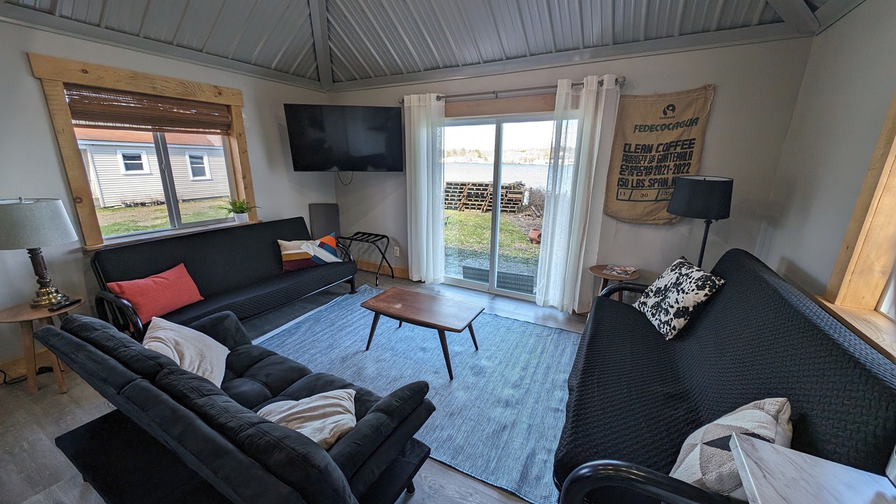 Photo of Livingroom in Stow