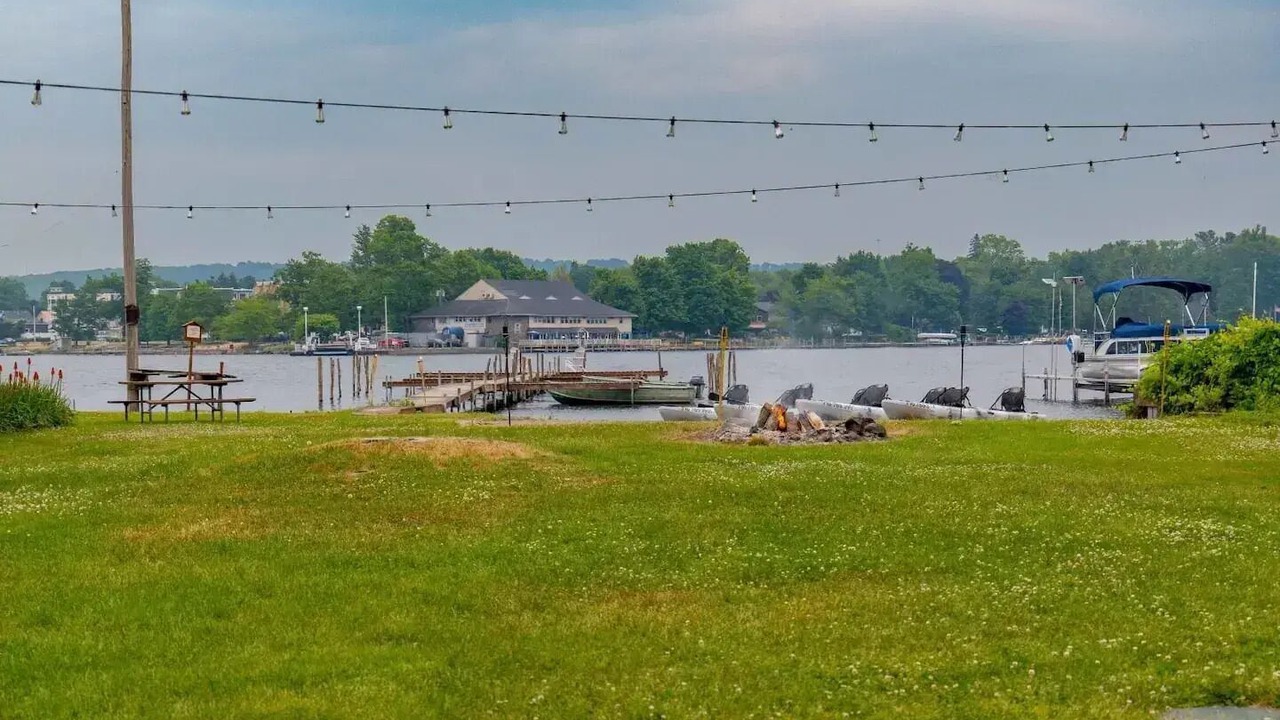 Photo of Others in Stow