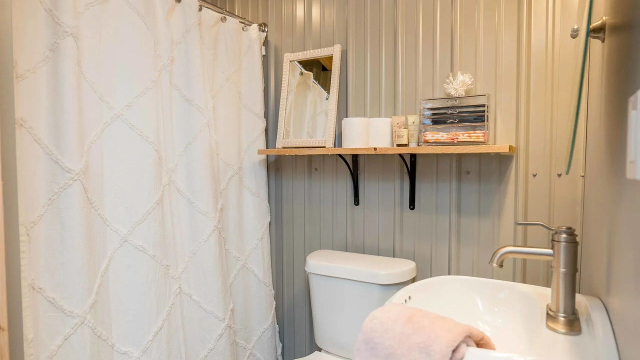 Photo of Bathroom in Stow