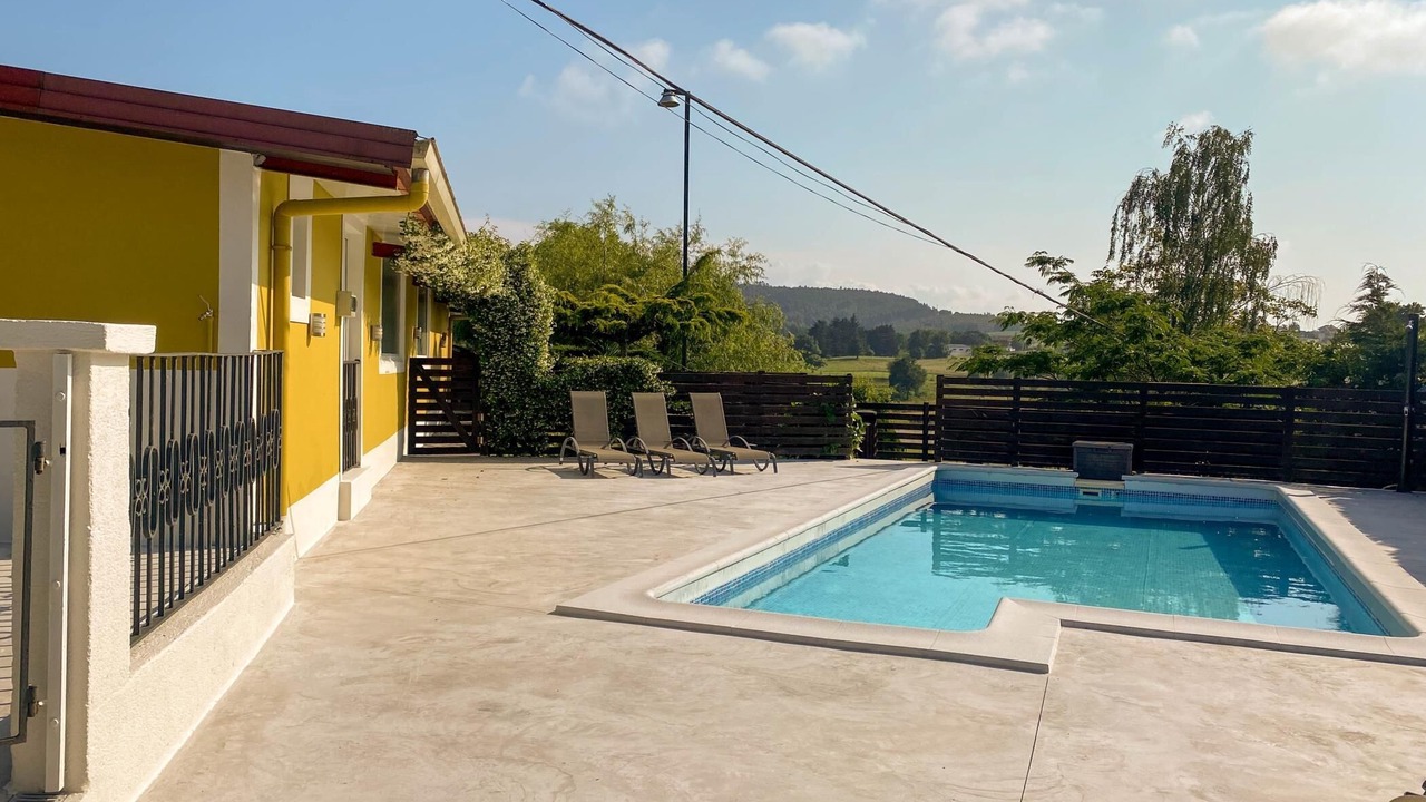 Photo of Outdoor in Pielagos