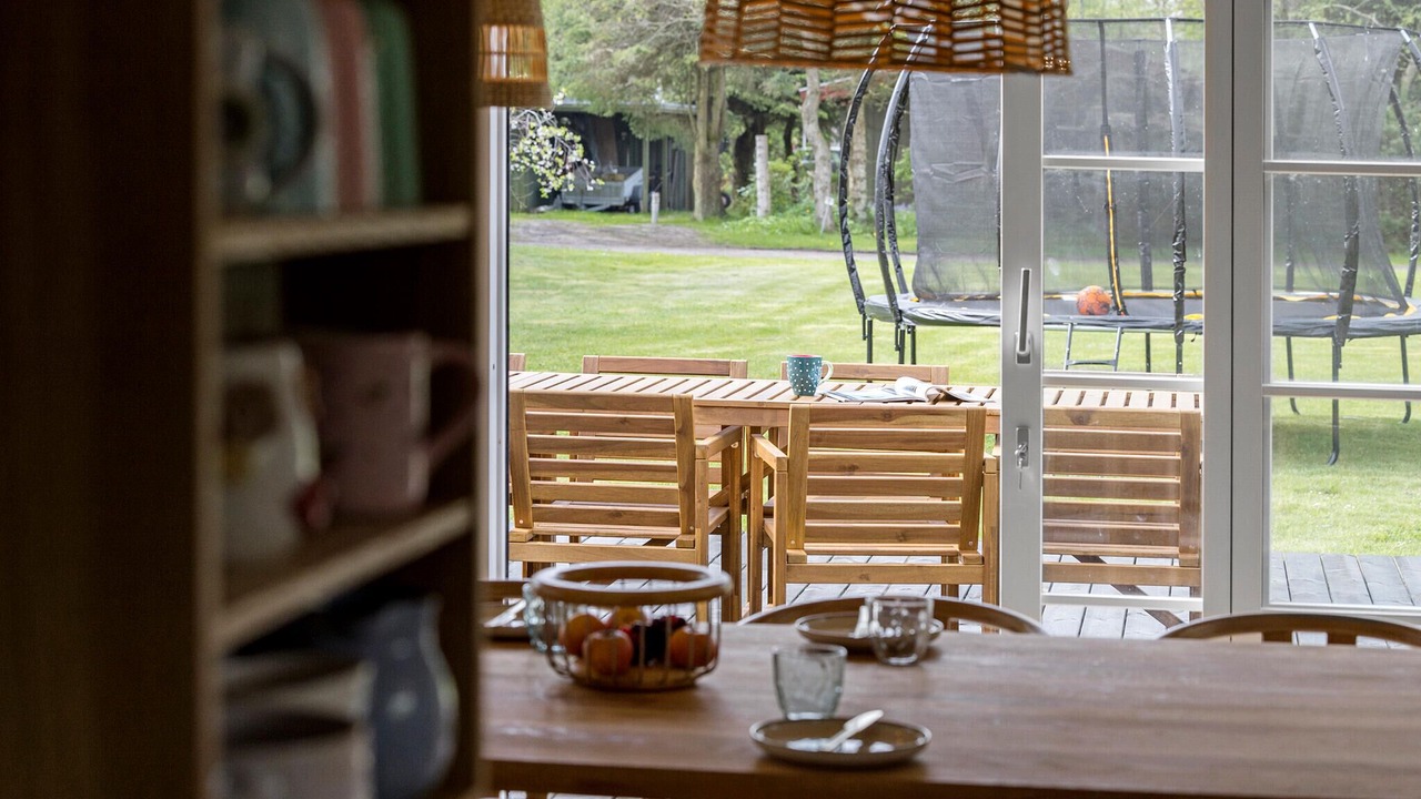 Photo of Others in Hou