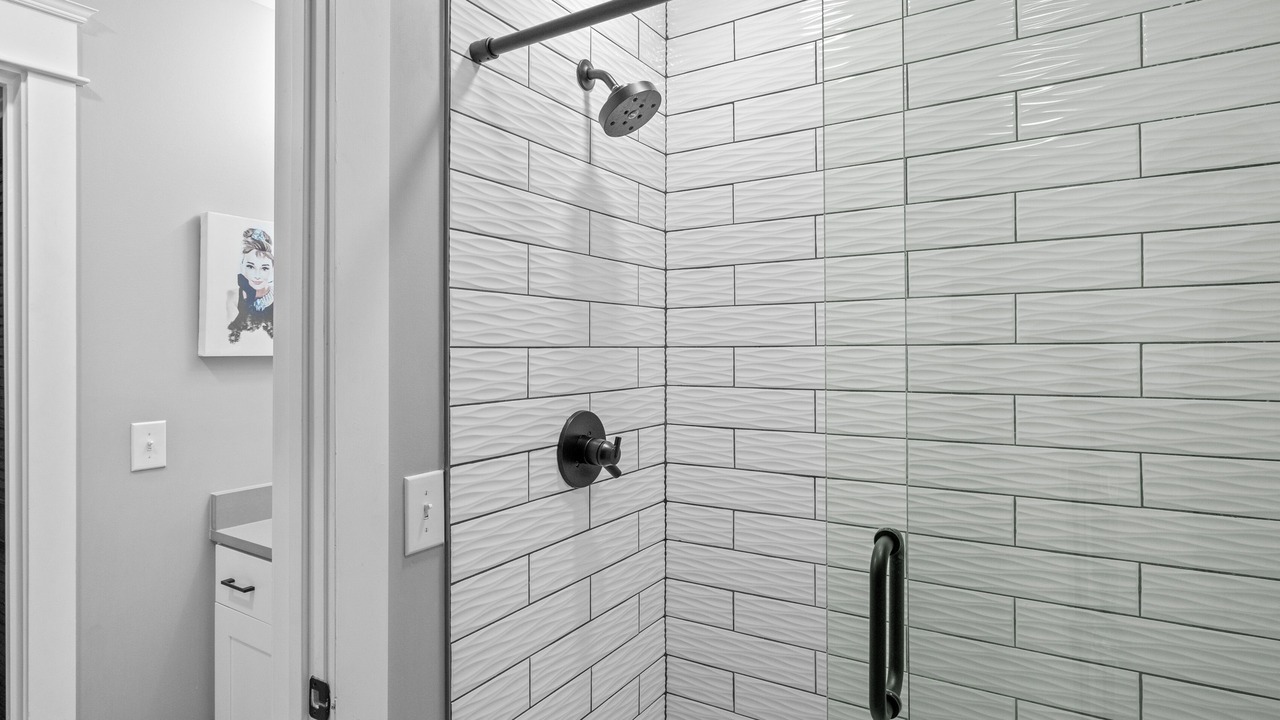 Photo of Bathroom in North Capitol